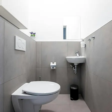 Alfandega Real Do Encanto Madeirense Junto Ao Oceano Appartement